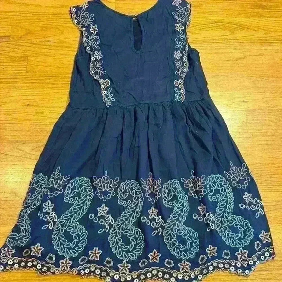 Anthropologie Putomayo Shift by Vanessa Virginia Size Medium Beaded Embroidered - Picture 5 of 9